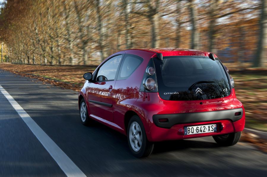  Citroen C1 3-Door 2012 года  (фото 63 из 80)